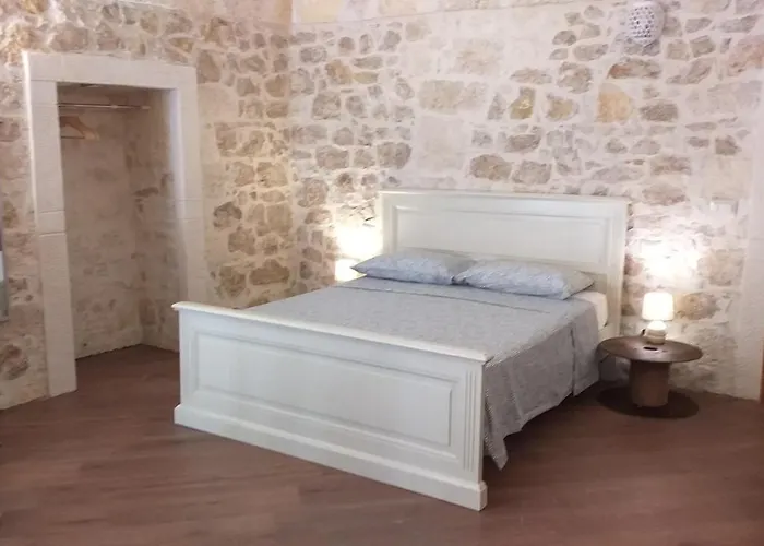 לינה וארוחת בוקר Altana Di Tufo מולפטה