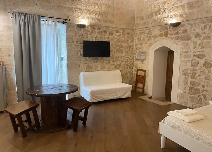 Altana Di Tufo מולפטה